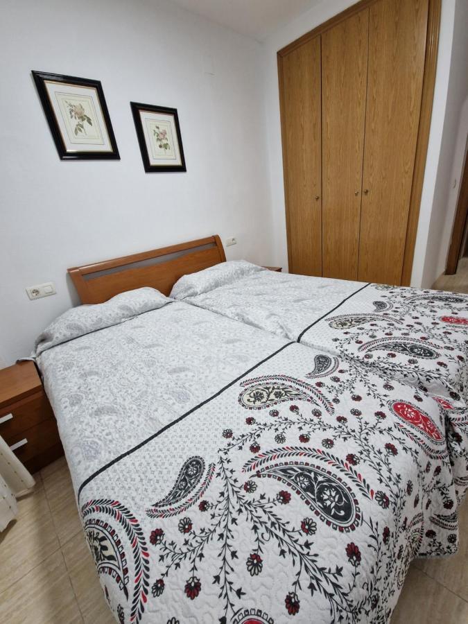 Schoene Ferienwohnung Ca. 350M Vom Strand Entfernt Oropesa del Mar Exterior photo