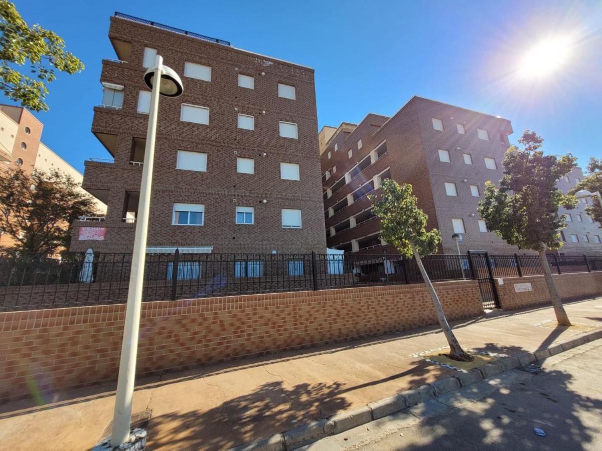 Schoene Ferienwohnung Ca. 350M Vom Strand Entfernt Oropesa del Mar Exterior photo